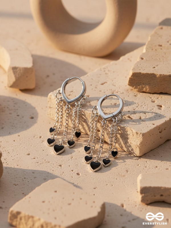 HEARTSTREAM GLITZ – SILVER CHAIN DROP HEART EARRINGS