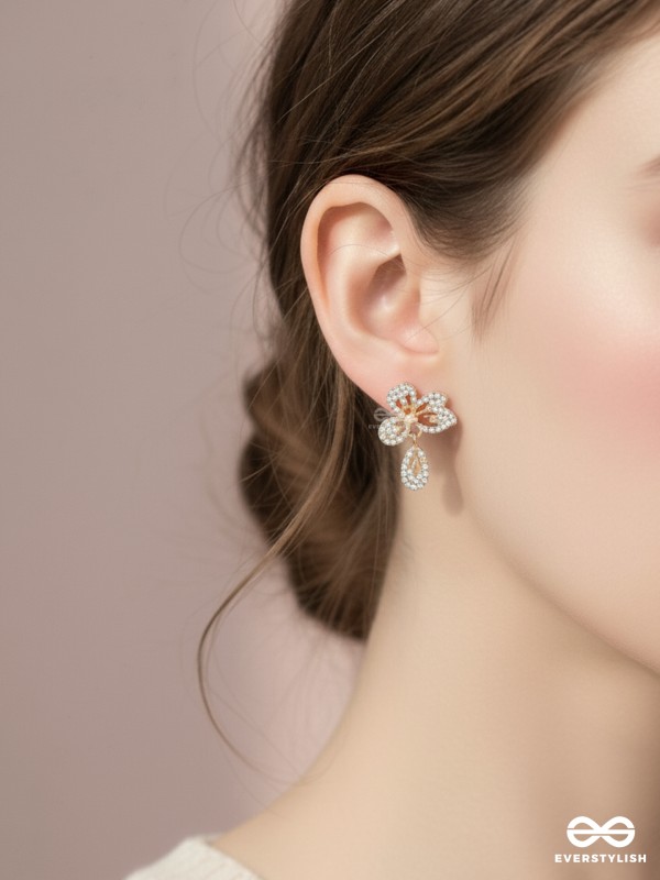 SHINE BLOOMLET – SPARKLY PETAL DROP EARRINGS