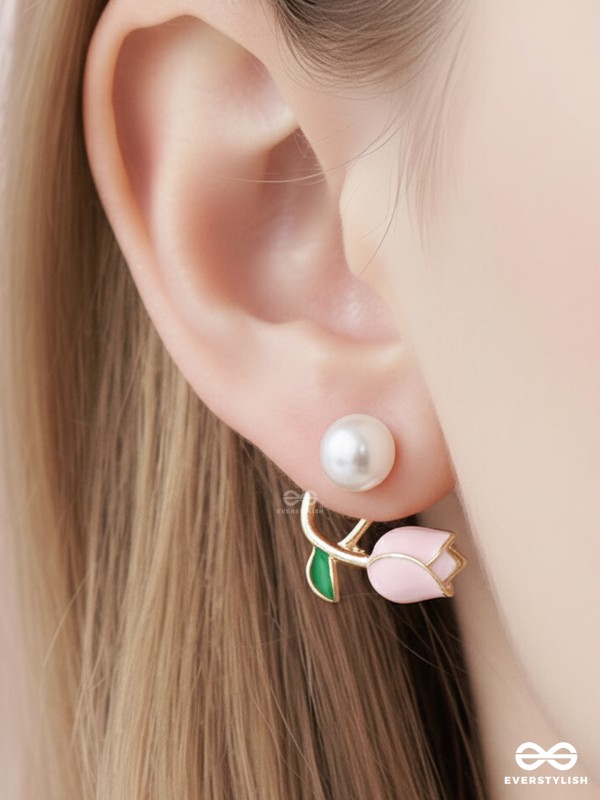 PINK BUDLET – SOFT FLORAL PEARL STUDS