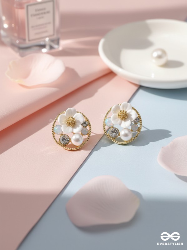 FLORA AURIC DISC – SOFT BLOOM ROUND STUDS