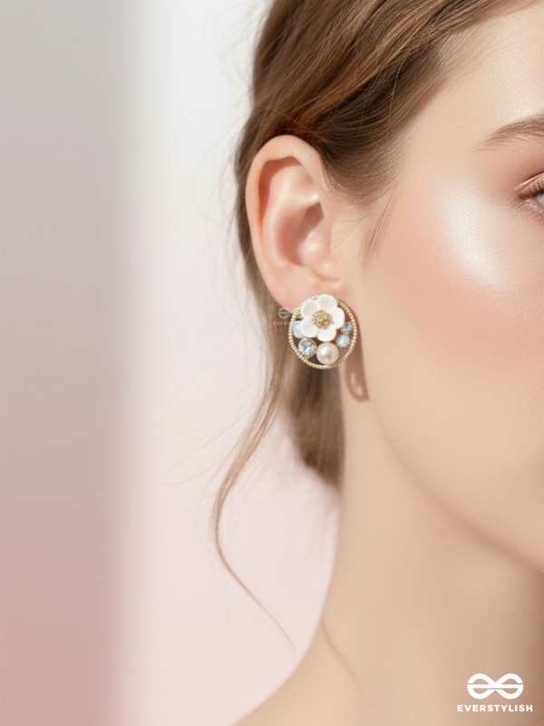 FLORA AURIC DISC – SOFT BLOOM ROUND STUDS