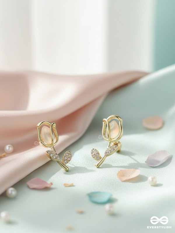 ROSE TWIG – MINIMAL GOLD ROSE STEM DESIGN