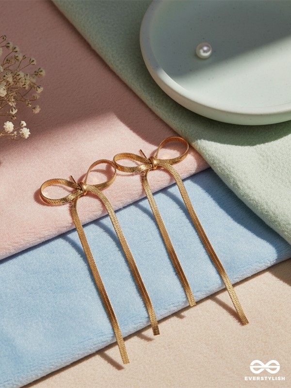 BOWLINE GLINT – MODERN GOLD RIBBON DROPS