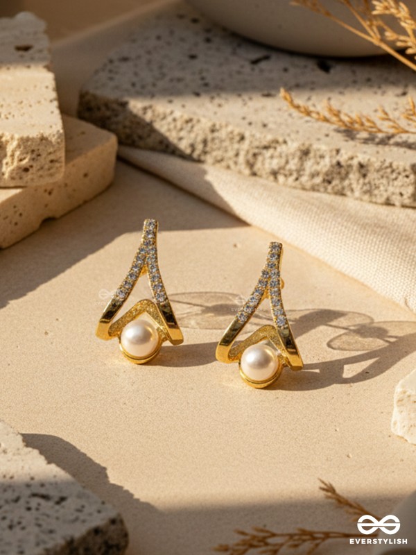 THE CRYSTAL VAULT – PEARL ACCENT EARRINGS