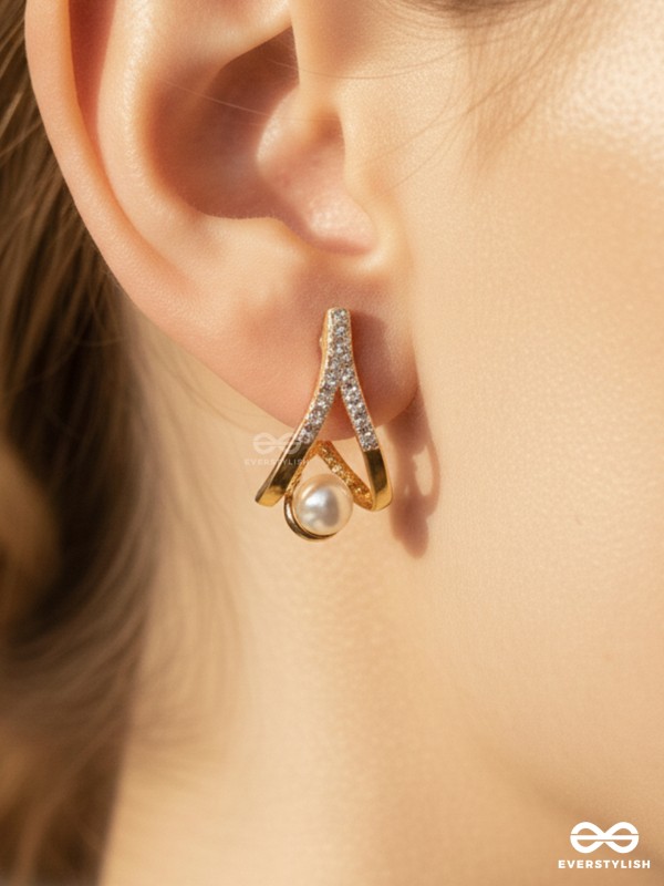 THE CRYSTAL VAULT – PEARL ACCENT EARRINGS