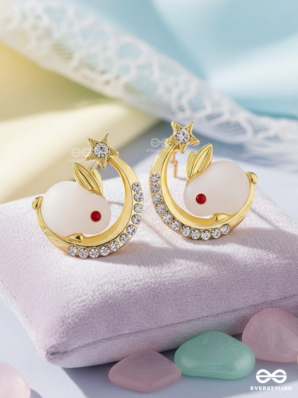 BUNNY TWINK – ADORABLE CELESTIAL STUD EARRINGS