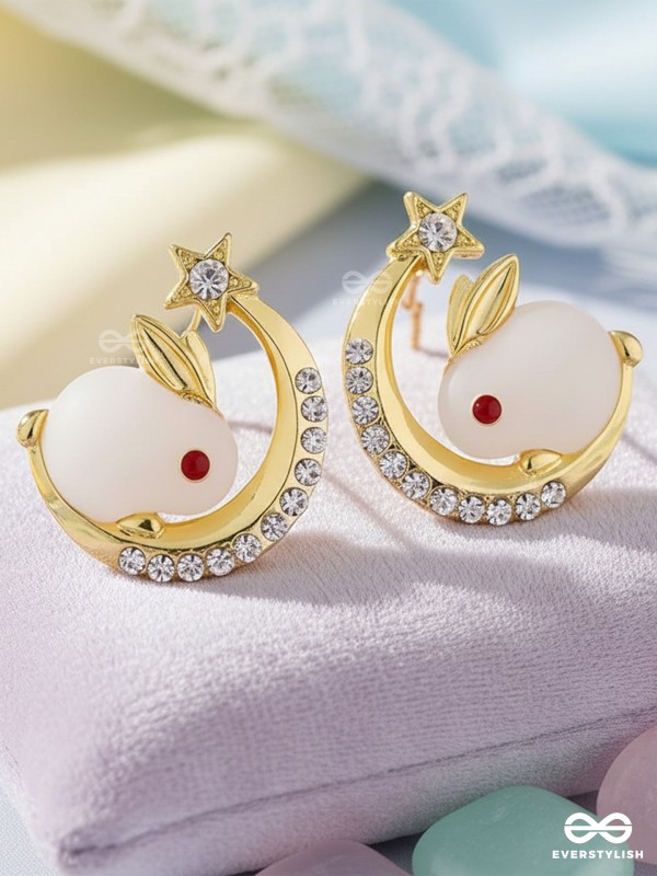 BUNNY TWINK – ADORABLE CELESTIAL STUD EARRINGS