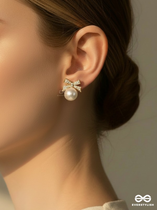 BOW IN SNOW- WHITE PEARL BOW EARRINGS