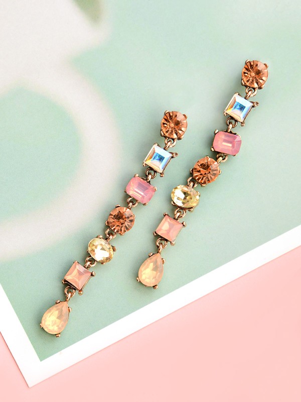 Dazzling Diva of the Party Statement Earrings