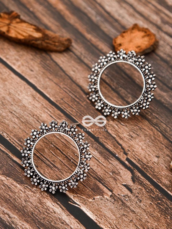 The Flowery Circles - Oxidised Boho Earrings