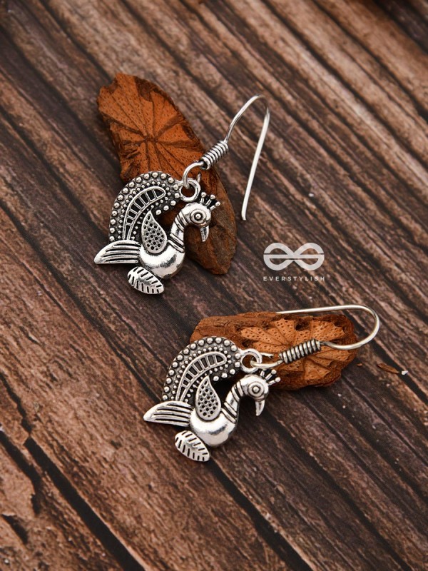 The Cute Vintage Peacock Hooks - Tiny Trinket Earrings