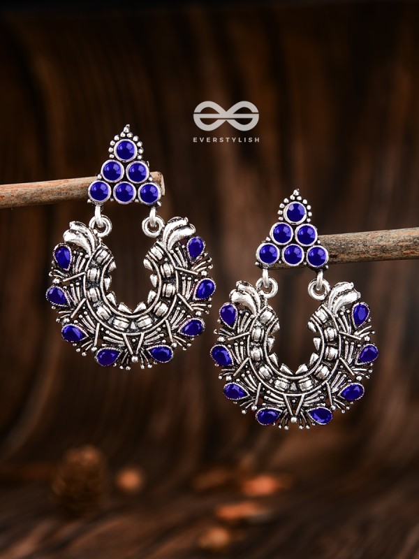 An Intricate Shimmer (Sapphire Blue) - The Embellished Oxidised Collection