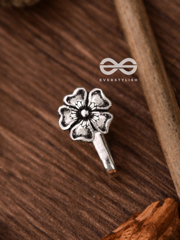 The Little Oxidised Flower Non-piercing Boho Nosepin