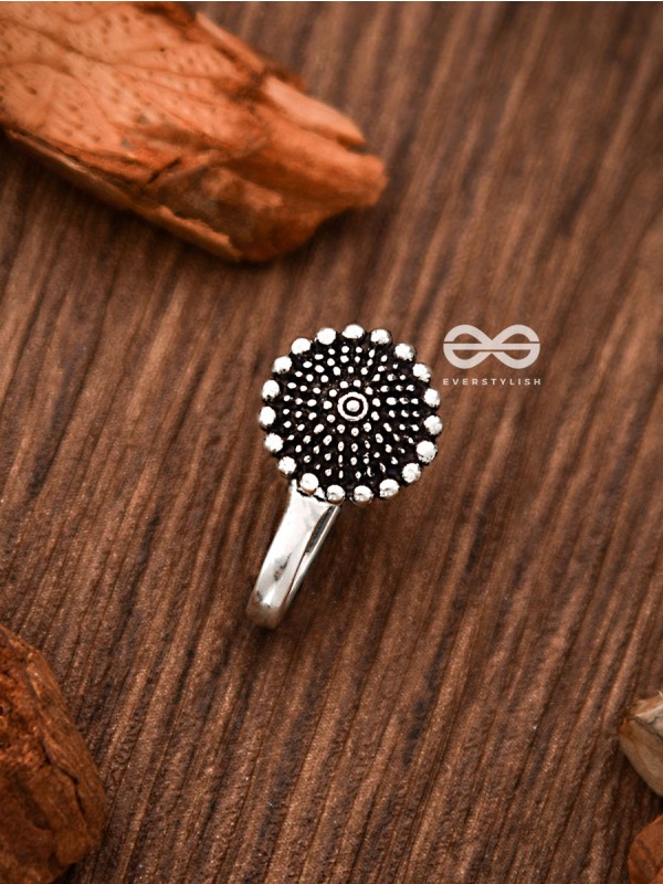 The Little dots Non-piercing Boho Nosepin