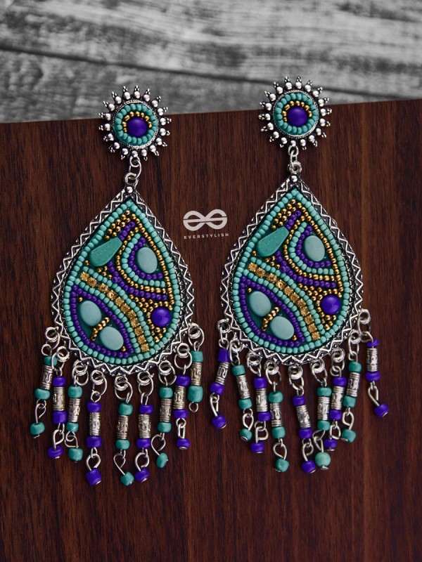 The Mesmerising Intricacy (Blue Hues) - Embroidered Oxidised Collection