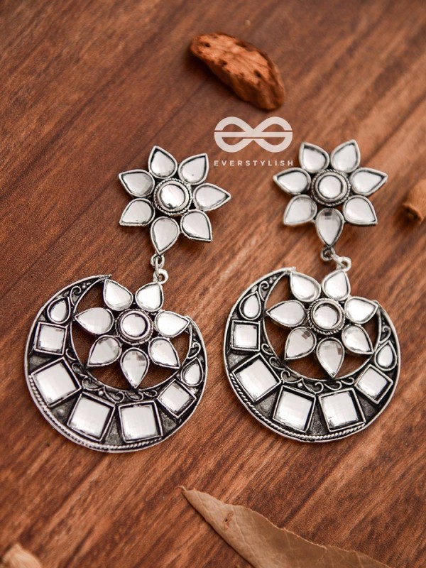 The Queen's Desire - Embellished Oxidised Danglers (Silver)