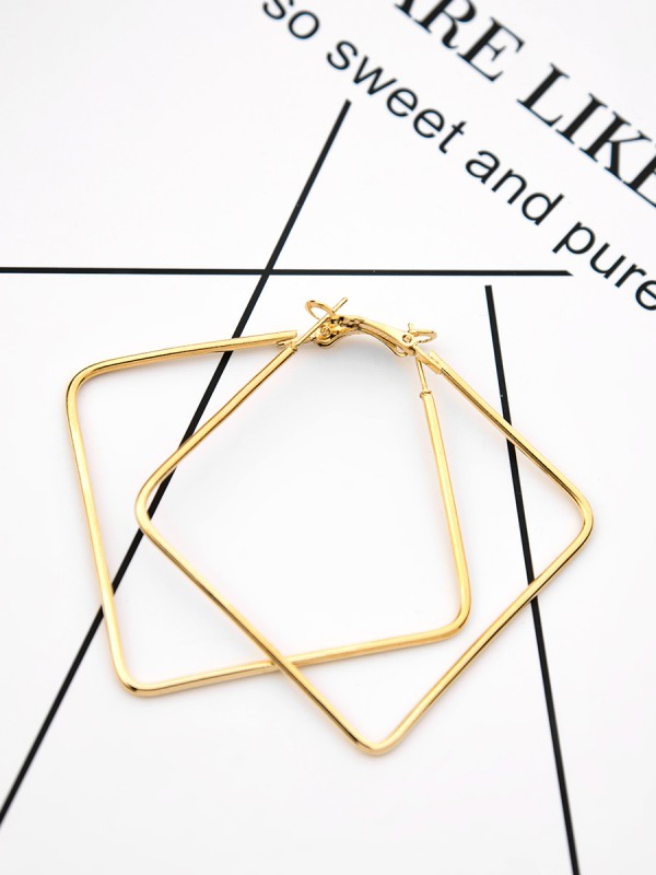 The Everyday Chic - Oversized Rectangle Hoops - Golden