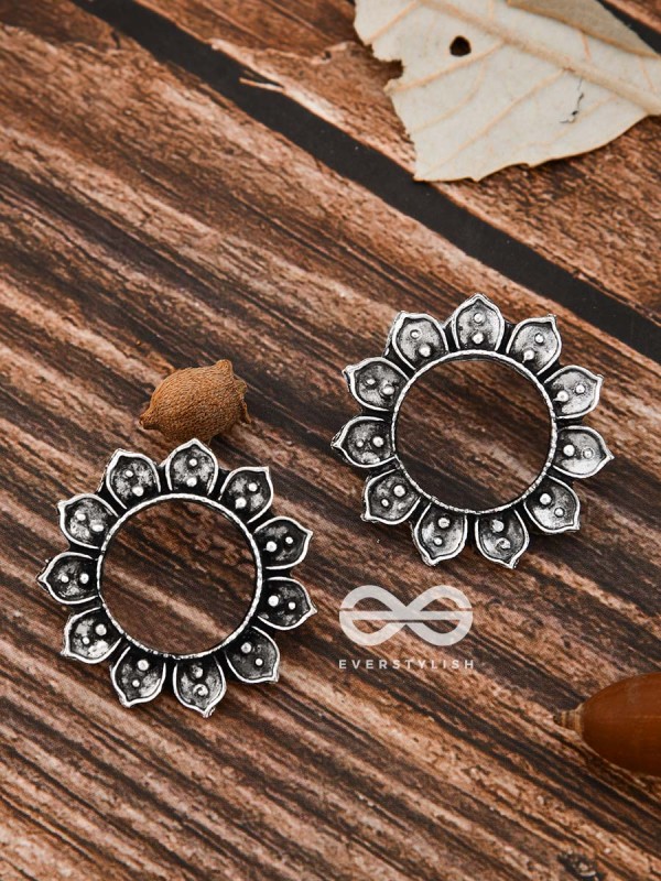 The Pointy Floral Studs - Oxidised Boho Earrings