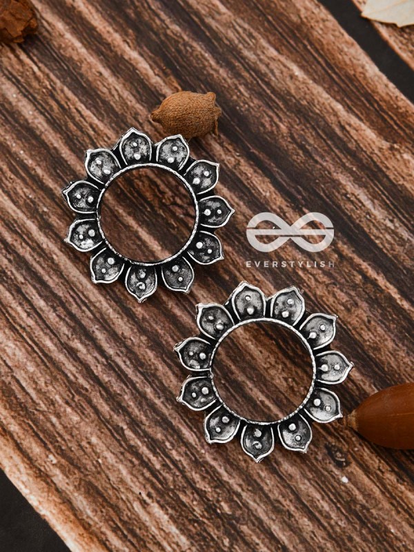 The Pointy Floral Studs - Oxidised Boho Earrings