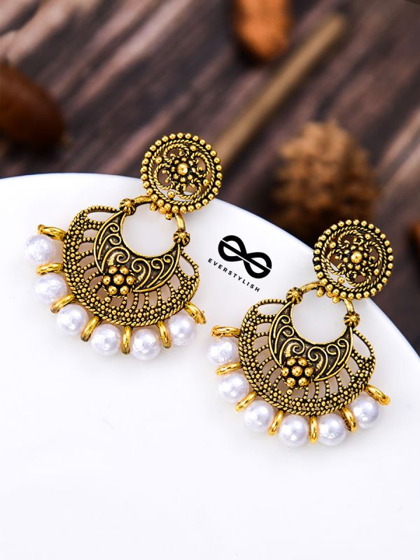 The Golden Pearl Artwork - Oxidised Boho Earrings