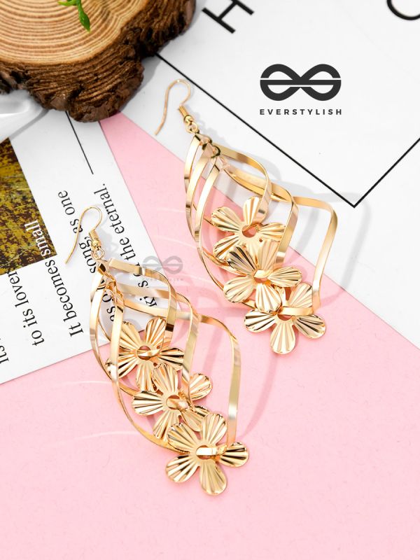 The Golden Intertwined Florals - Casual Daily-wear Danglers