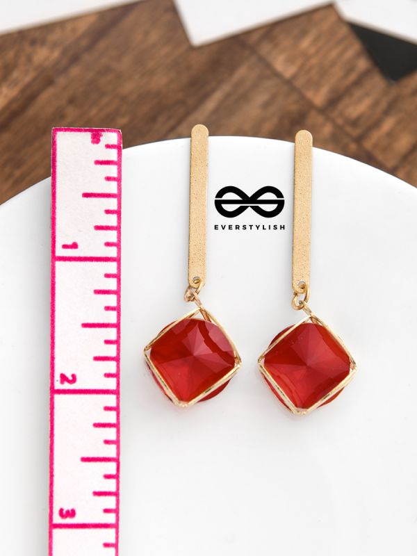 The Dangling Elegance (Scarlet Red) -  The Golden Charm Collection