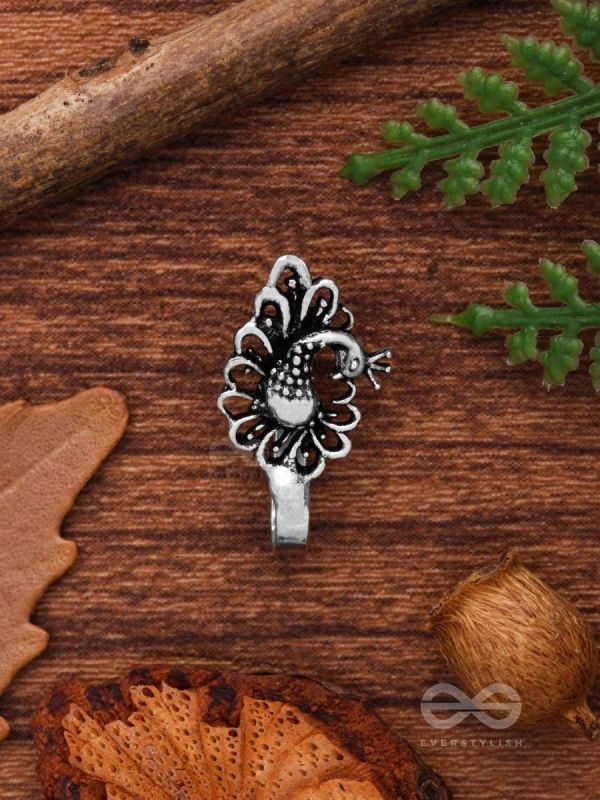 A DAZZLING BEAUTY - OXIDISED PRESS-ON NOSEPIN