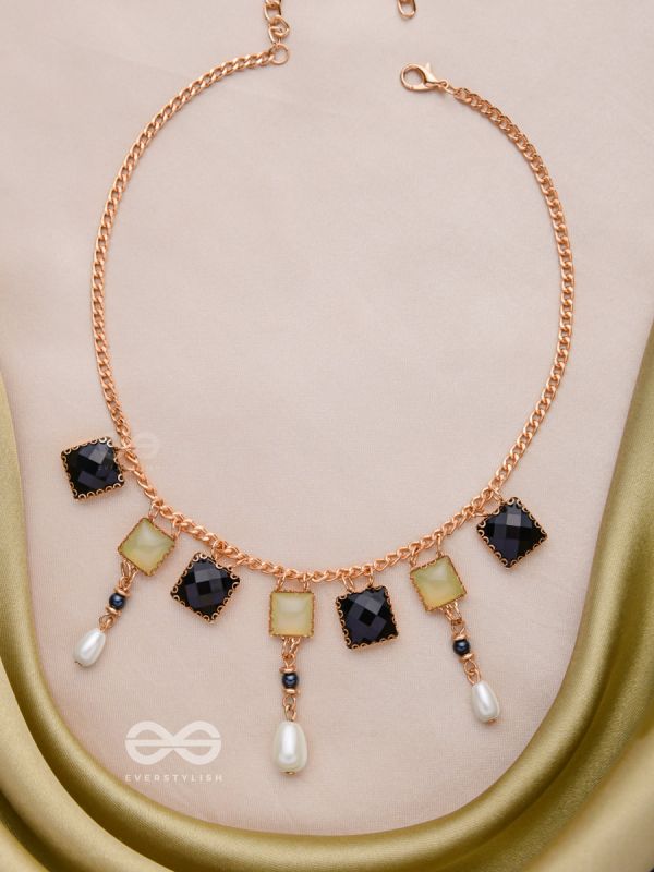 The Midnight Romance - Elegant Necklace With Anti-Tarnish Coating 