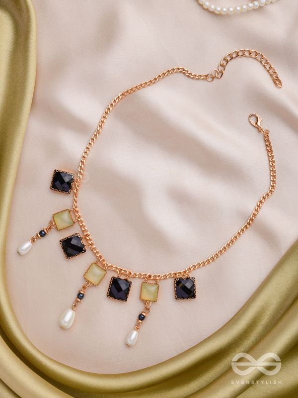 The Midnight Romance - Elegant Necklace With Anti-Tarnish Coating 