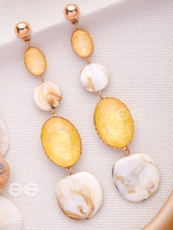 SUN-KISSED SHELL - CLASSIC DROP EARRINGS