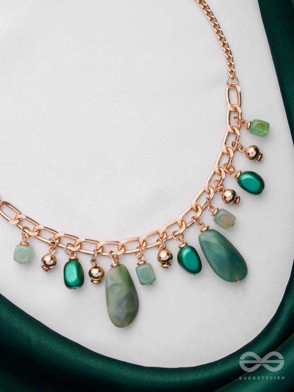The Green Dream - Golden Chunky Neckpiece With Anti-Tarnish Coating 