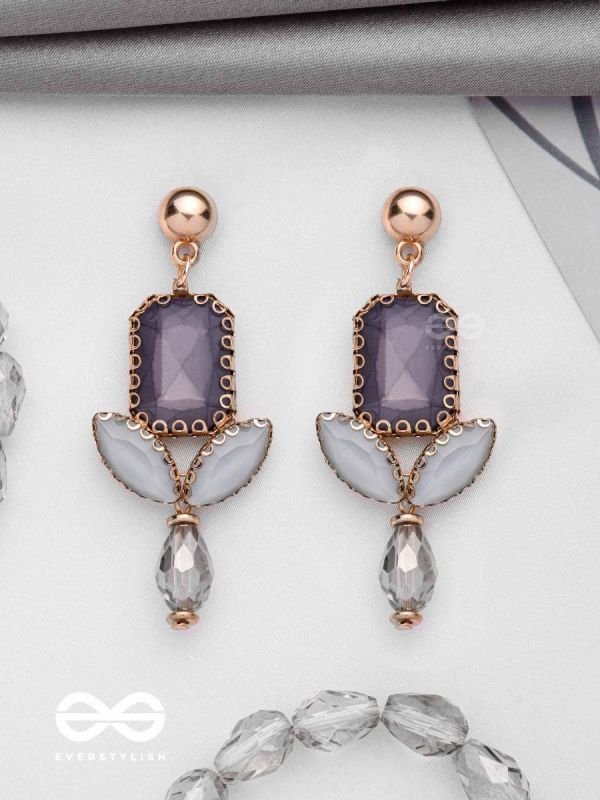 THE WHISPERED SKIES- STATEMENT DROP EARRINGS