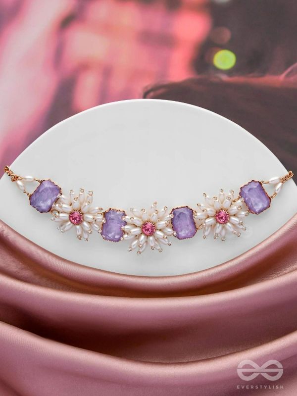 The Spring'S Wish - Statement Choker Neckpiece With Anti-Tarnish Coating 