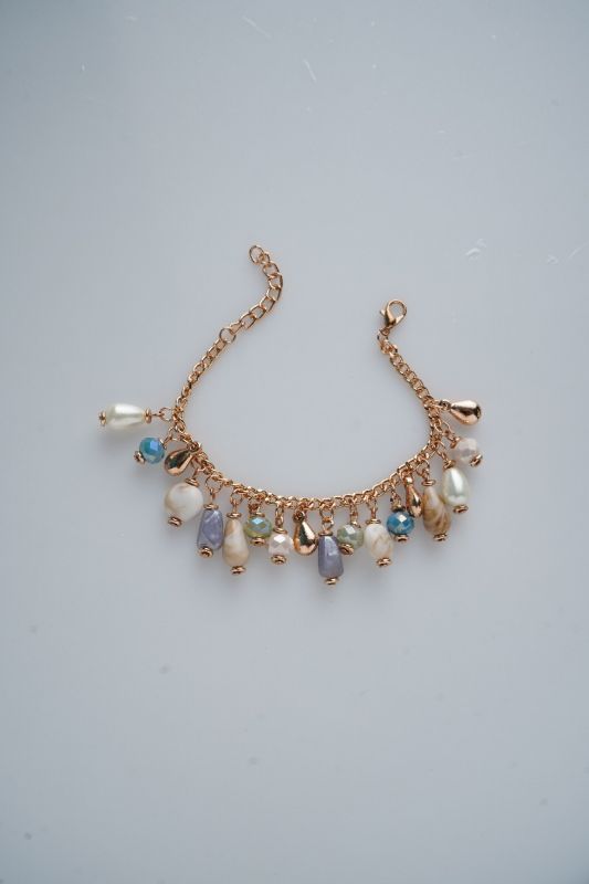 THE CRYSTALLINE SHORE - CASUAL BEADED BRACELET