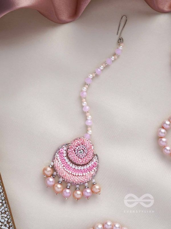 Alamkaarya - To Be Adorned - Pearls, Cutdana And Sequins Hand Embroidered Maangtika