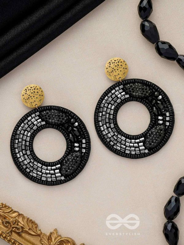 RATRIKRATA - CREATED BY NIGHT - BEADS AND CUTDANA EMBROIDERED EARRINGS