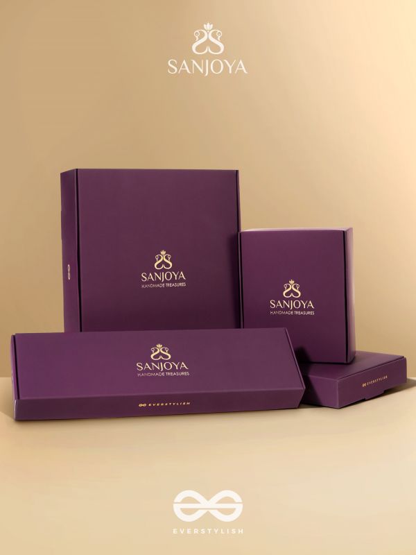 SIBIRA - SUPREME ROYALTY - STONE, BEADS AND GLASS DROPS EMBROIDERED MAANGTIKA