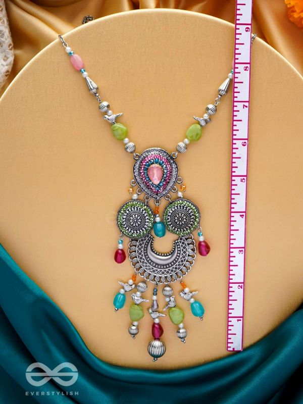 RANGAVARIDHI - PALETTE OF COLORS - STONES, BEADS AND GLASS DROP EMBROIDERED AND OXIDISED NECKPIECE (MULTICOLOR)