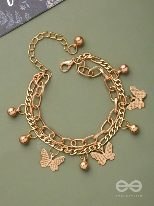 WHISPERING BUTTERFLY - GOLDEN MULTILAYERED BRACELET