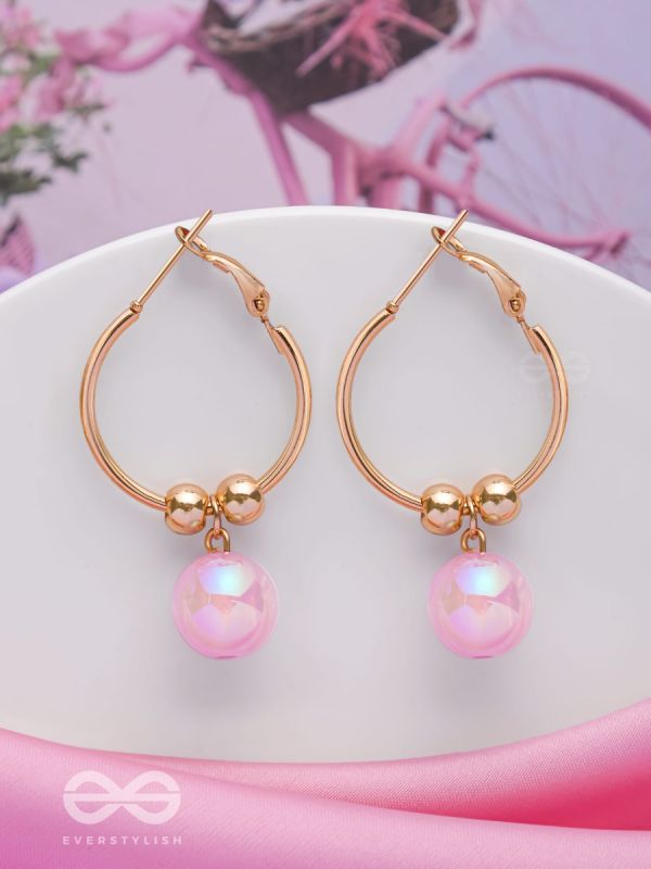 THE PINK CHAMPAGNE - GOLDEN HOOP EARRINGS