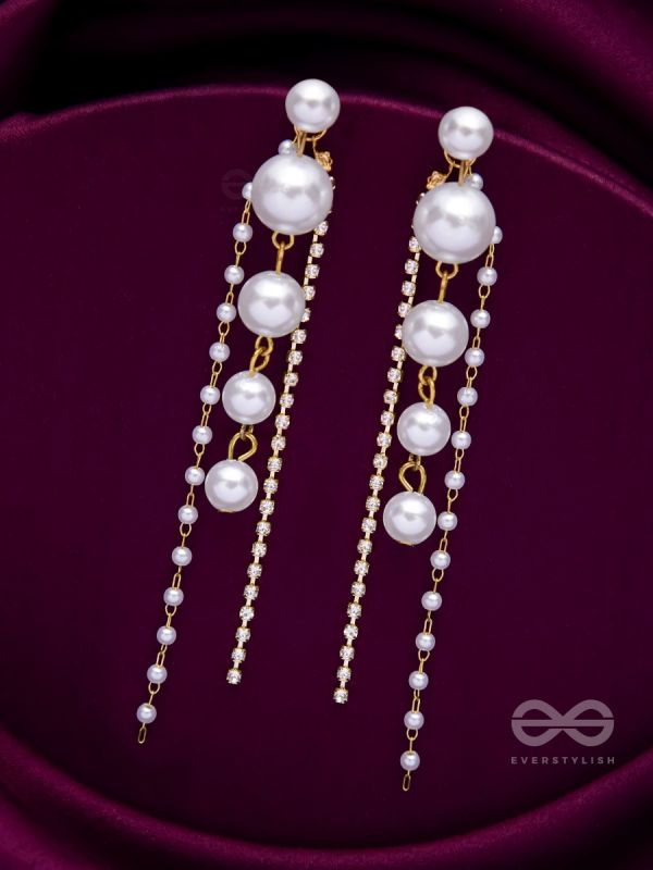 THE DEWDROPPED ELEGANCE - GOLDEN PEARL EAR JACKETS