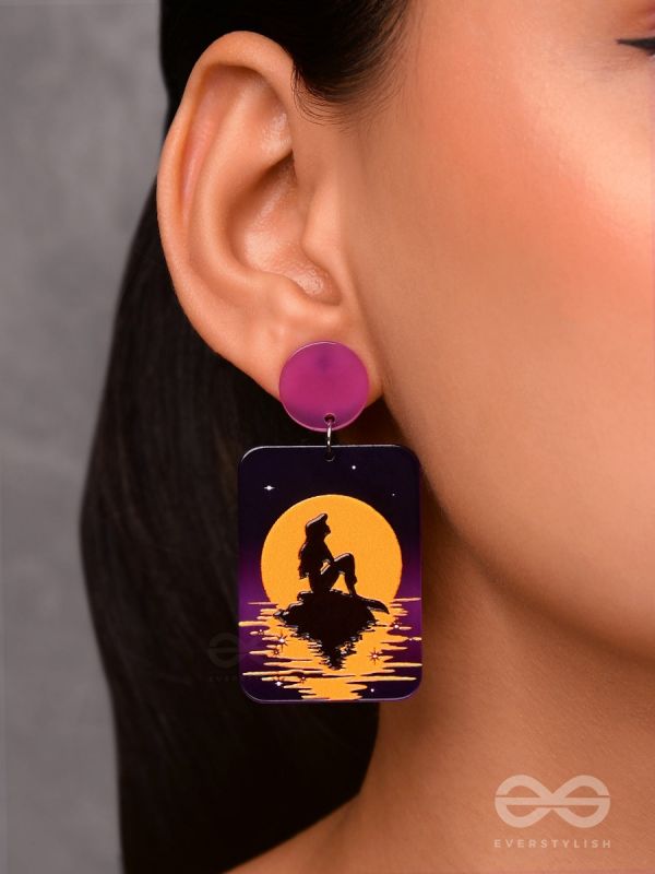 THE LITTLE MERMAID - STATEMENT ACRYLIC EARRINGS