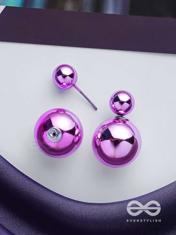 GIGGLES & GLITTERS - PURPLE PEARLS STUD EARRINGS