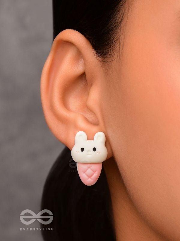 SCOOPS 'N CRUNCHES  - MISMATCHED ACRYLIC EARRINGS