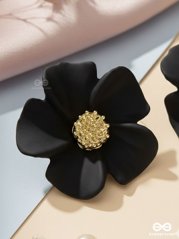 THE BLOSSOM BALLAD - GOLDEN AND BLACK ACRYLIC STUD EARRINGS