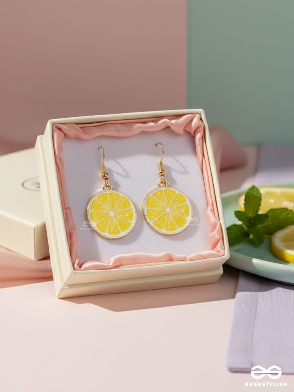 THE SOUR SPLASH - GOLDEN EMBELLISHED EARRINGS