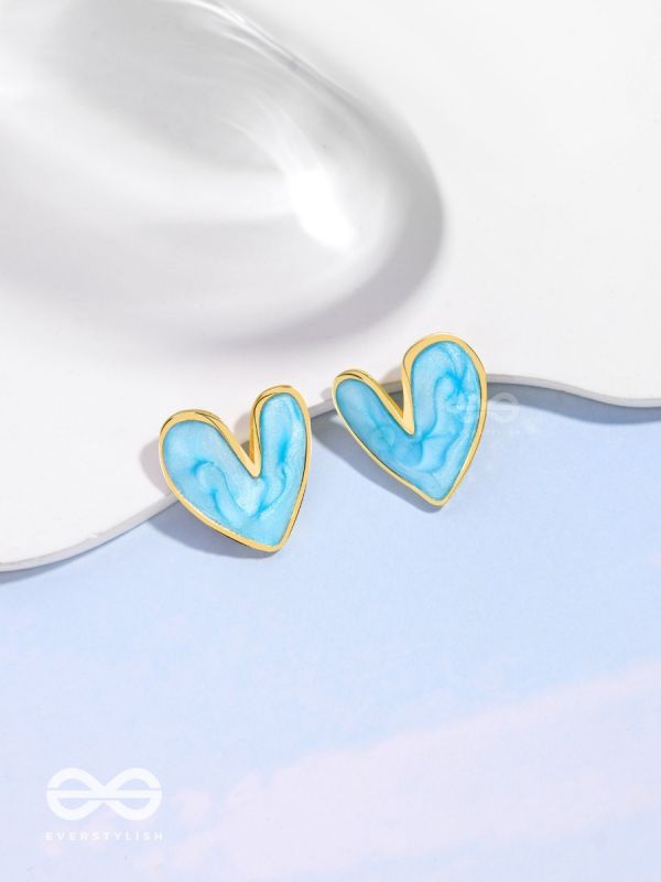 LOVEBEATIN HEARTS - CUTE ENAMELLED STUDS (BLUE)