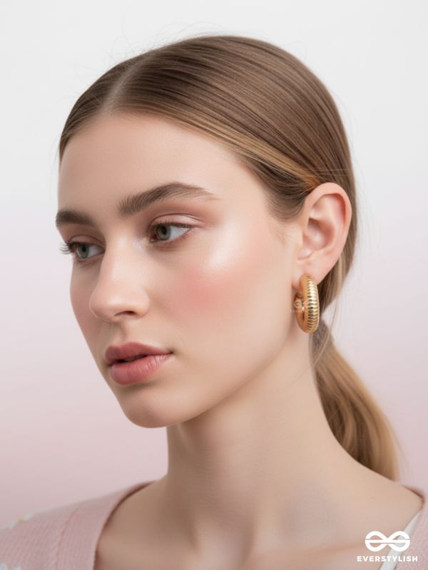 Sunlit Harmony - Statement Golden Earrings