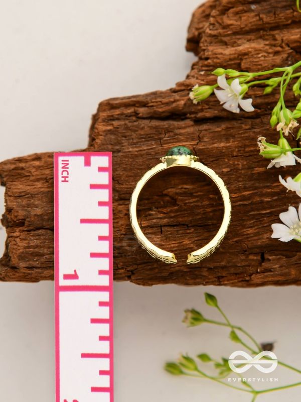 Gilded Matcha Elegance - Golden Beaded Ring (Adjustable)