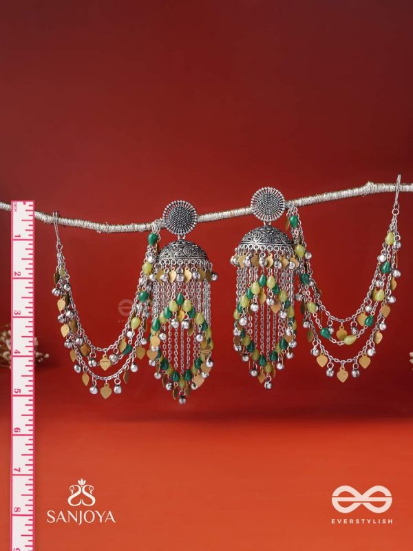 Girayah - Souvenirs Of The Nature - Beads And Glass Drops Hand Embroidered Oxidised Chain Earrings